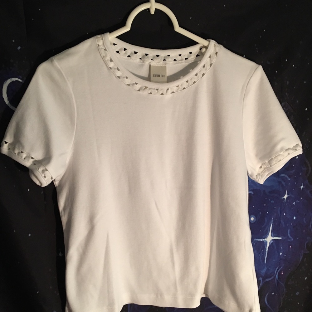 White short sleeved top